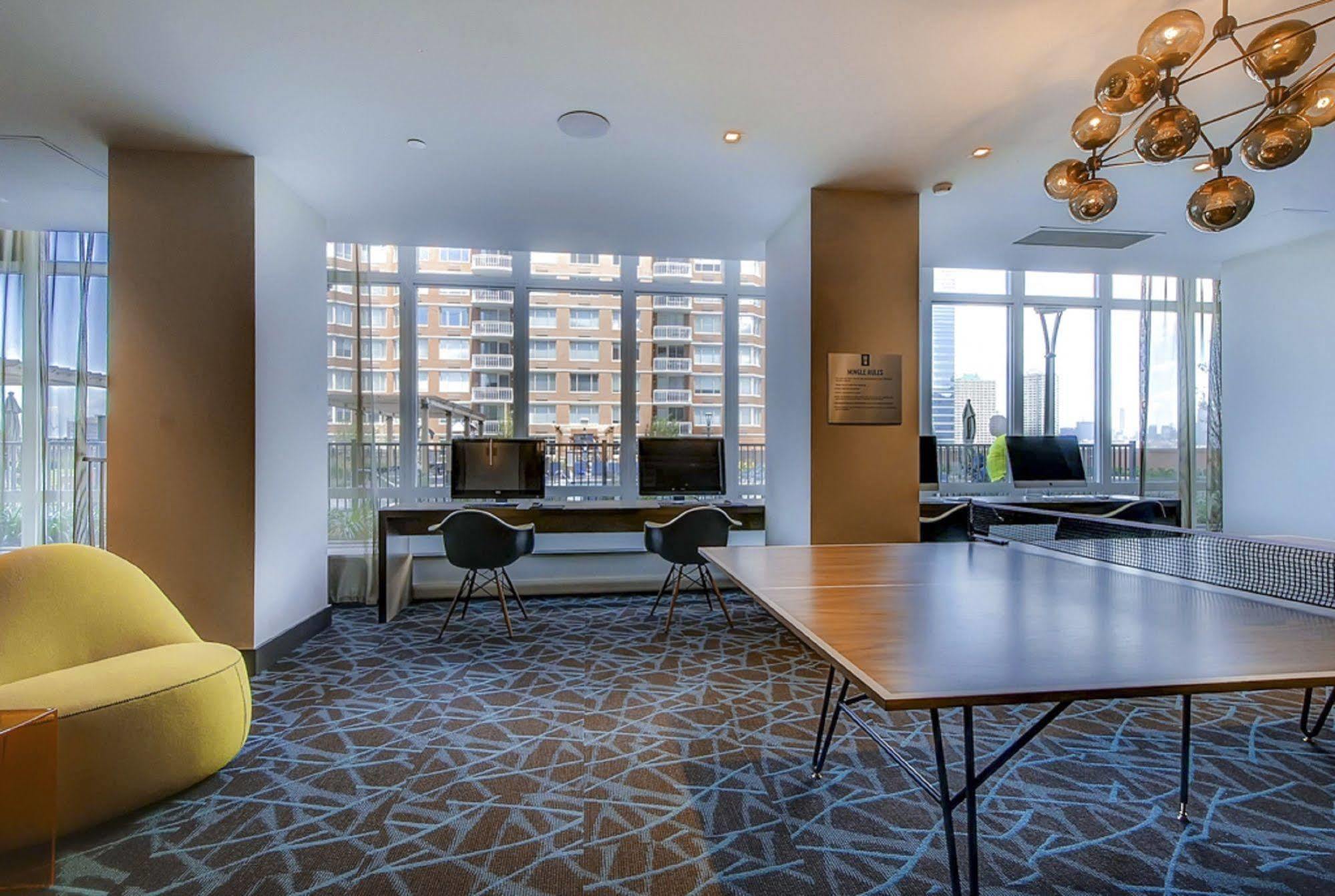 ג'רזי סיטי Global Luxury Suites At Newport מראה חיצוני תמונה